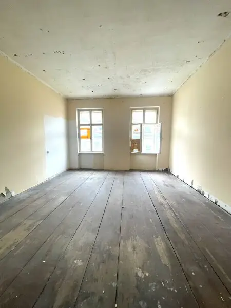 Garconniere, sanierungsbedürftig! Im beliebten 17. Bezirk!