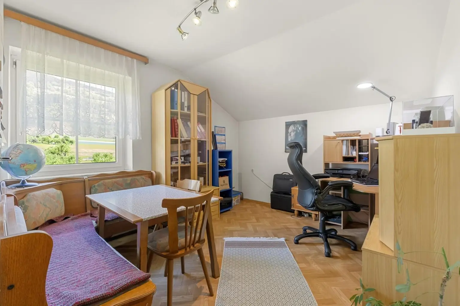 Büro 2