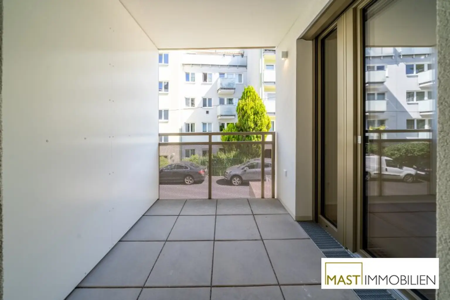 *Bezugsbereit* Provisionsfreie 2-Zimmer Wohnung mit Loggia