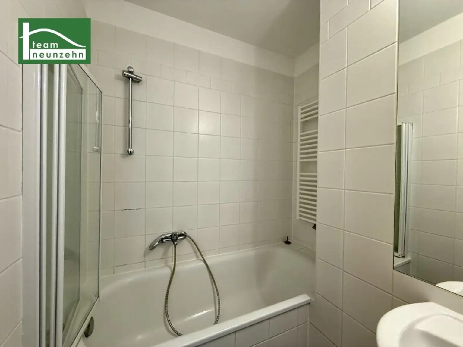Attraktive 2-Zimmer-Wohnung mit Loggia in Ruhelage – unbefristet & bezugsbereit ab 01.09.!