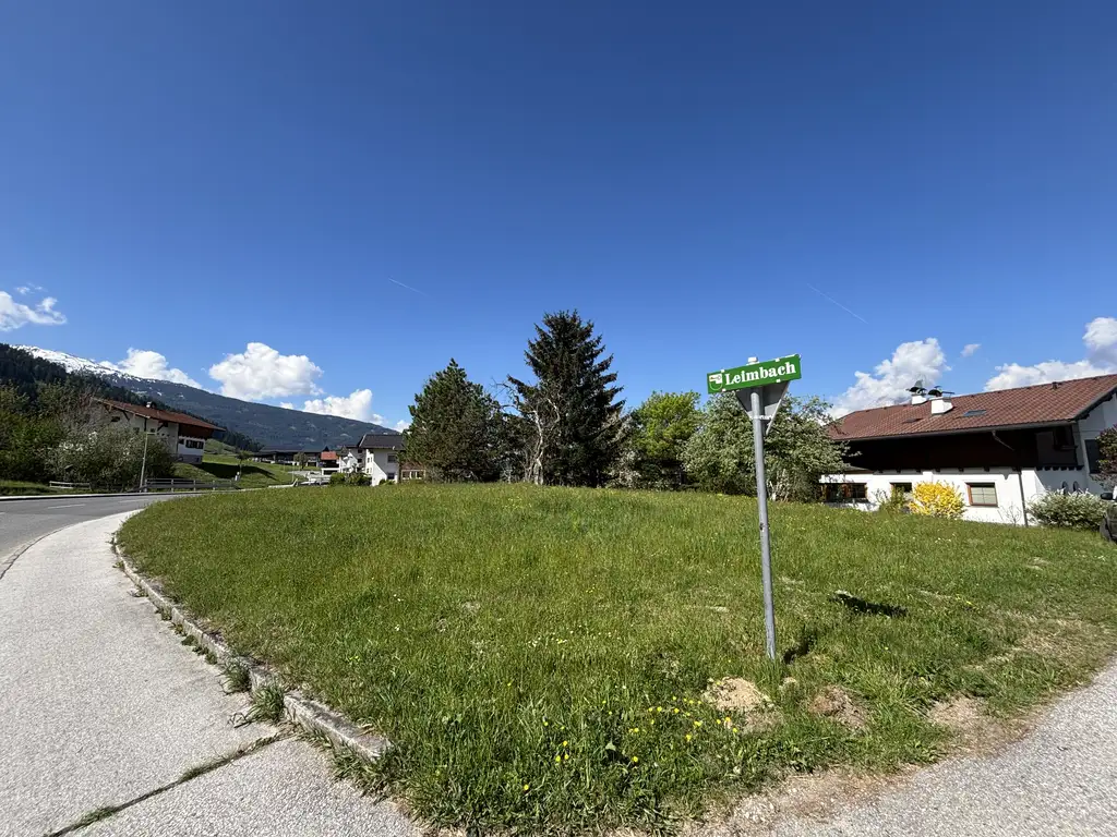 Ca. 1000 Quadratmeter großes Baugrundstück in Weerberg!