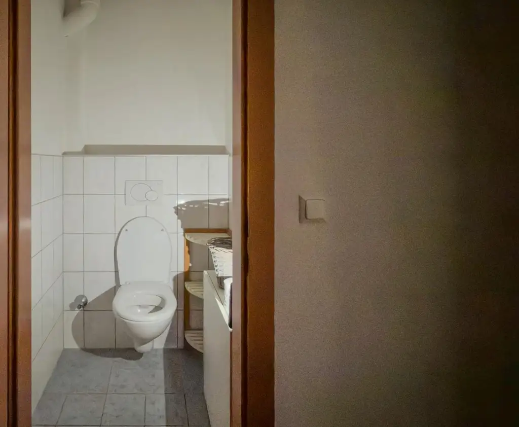 Modernisierte Erdgeschosswohnung mit zwei Balkonen, Gartenmitnutzung & durchdachtem Grundriss