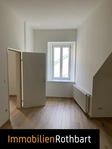 Großzügig angelegte 2-Zimmer-Wohnung