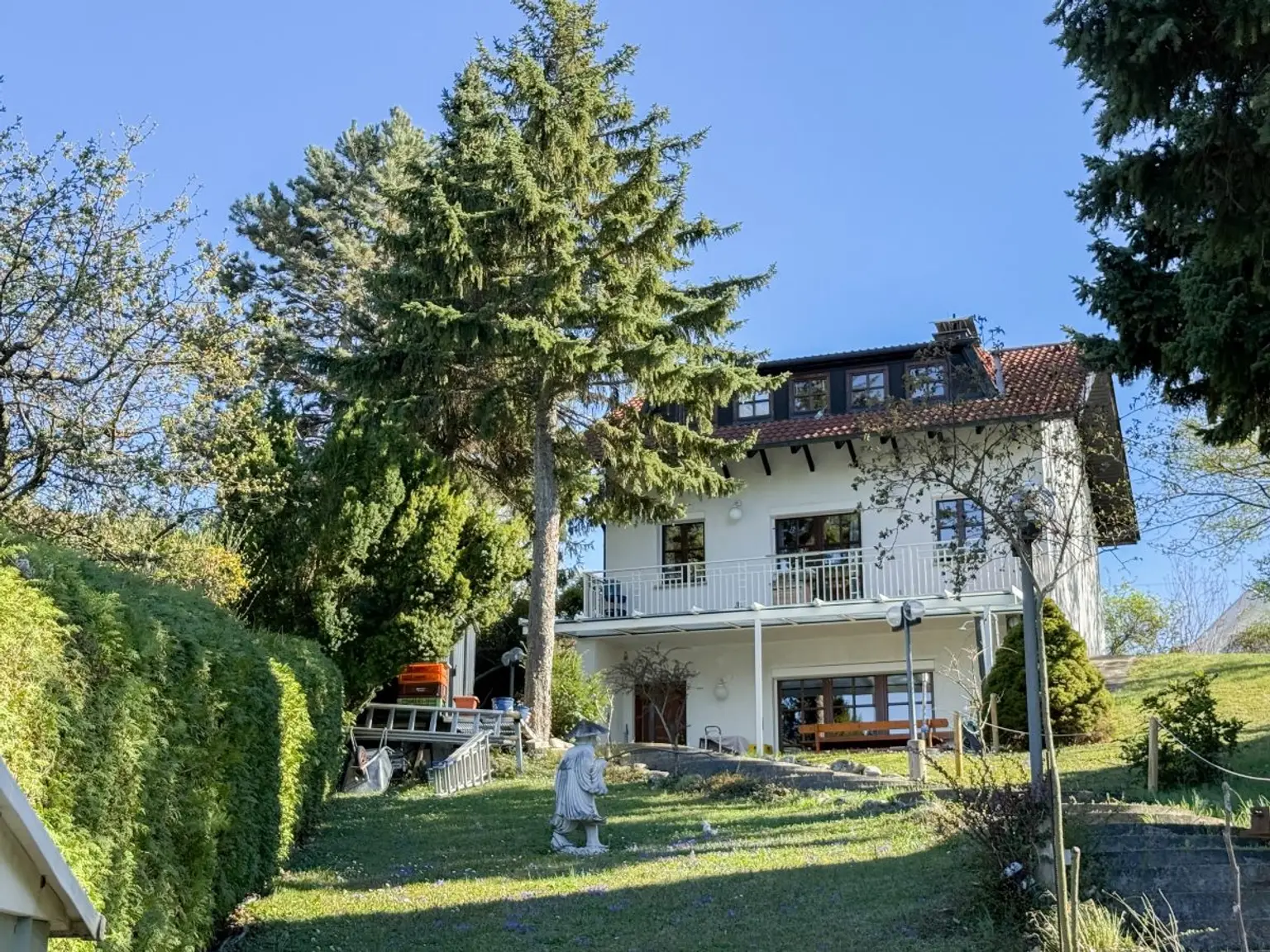 [06758] Exklusives, erweiterbares Seeanwesen mit privatem Uferzugang