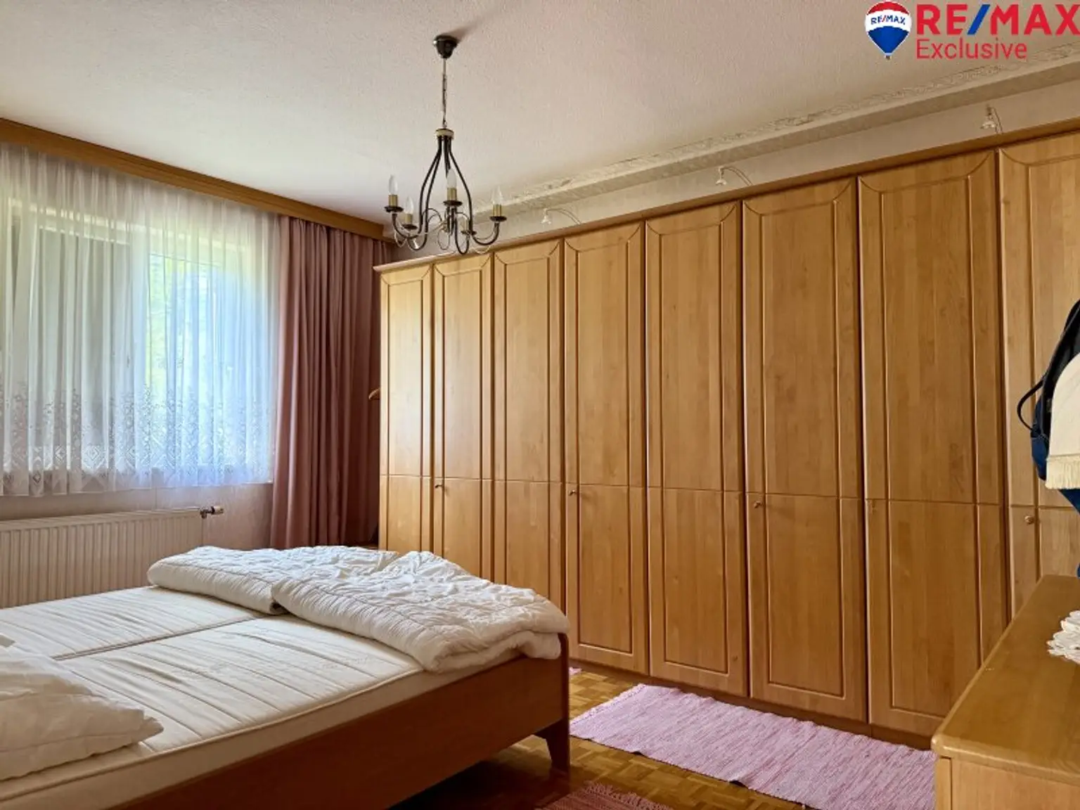 Bergzauber – Einfamilienhaus mit 158 m² Wfl. & 5.104 m² Grund in Puchberg am Schneeberg!
