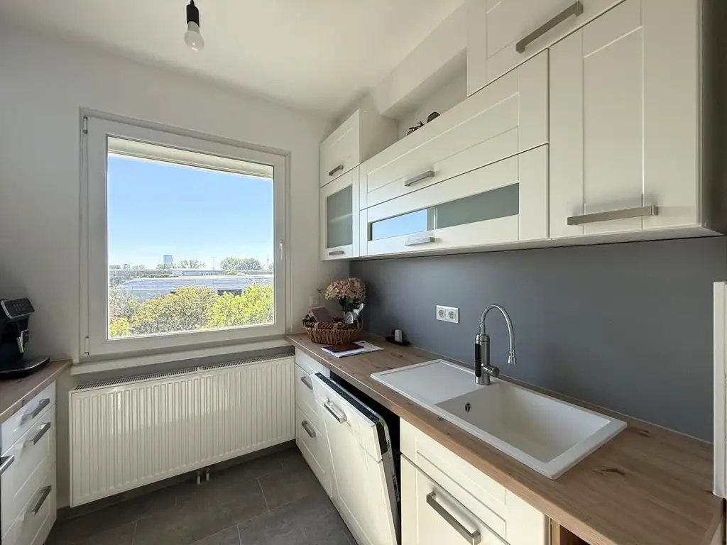 3-Zimmerwohnung im Erstbezug nach Generalsanierung // 3-room apartment, first occupancy after complete renovation //