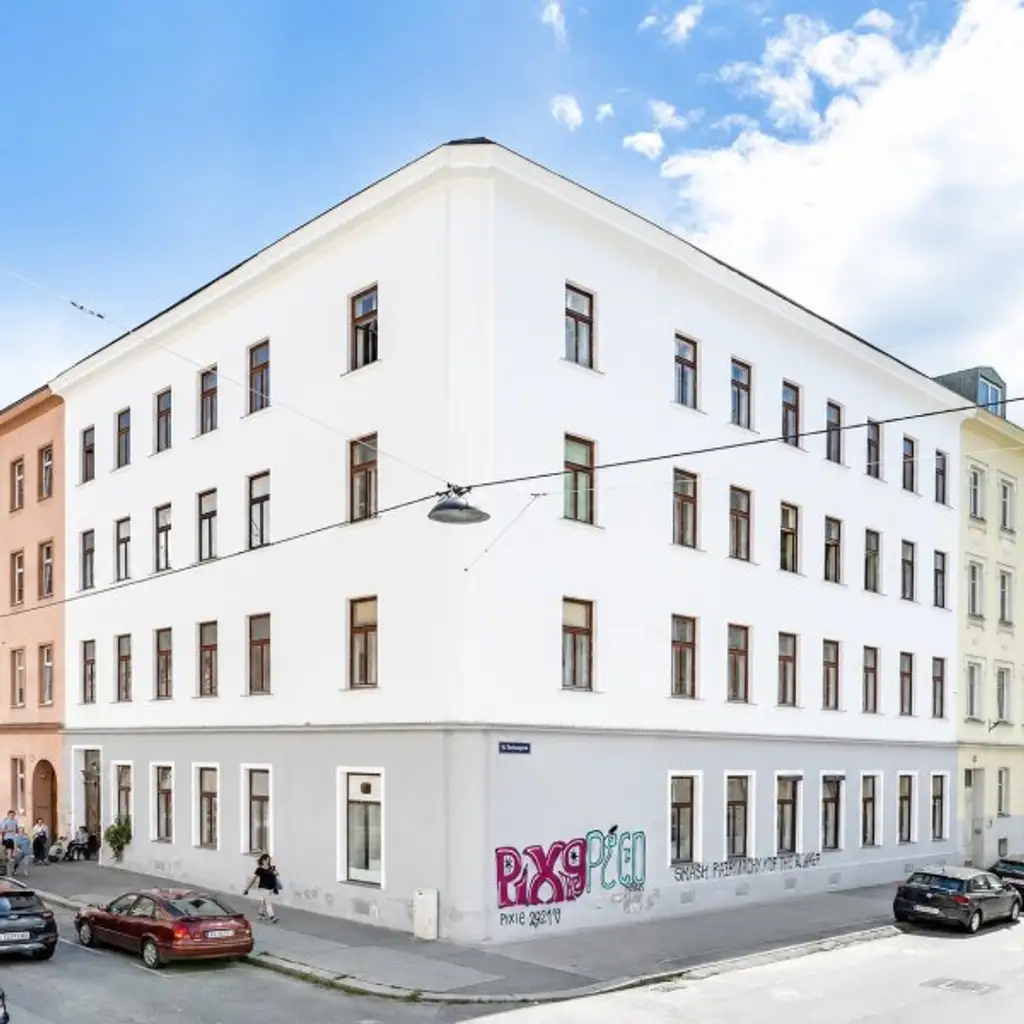 Perfekt für Eigennutzer oder Anleger – Leerstehende sanierungsbedürftige Altbauwohnung