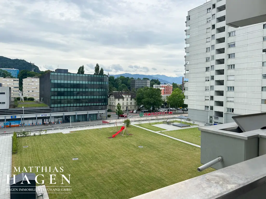 Neu renoviert - perfekte Infrastruktur - 2 Zimmer Wohnung