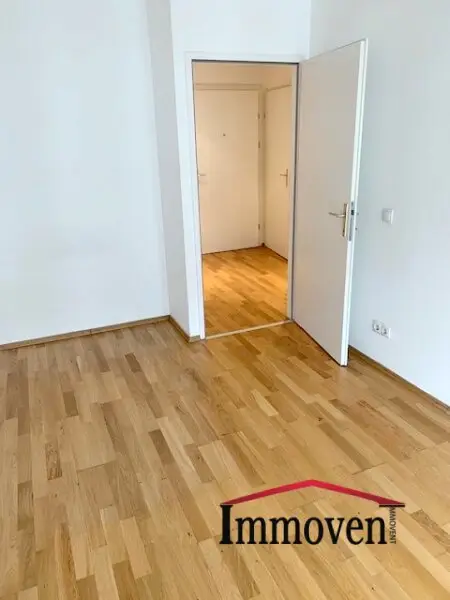 Helle 2-Zimmerwohnung mit Loggia in Margareten!