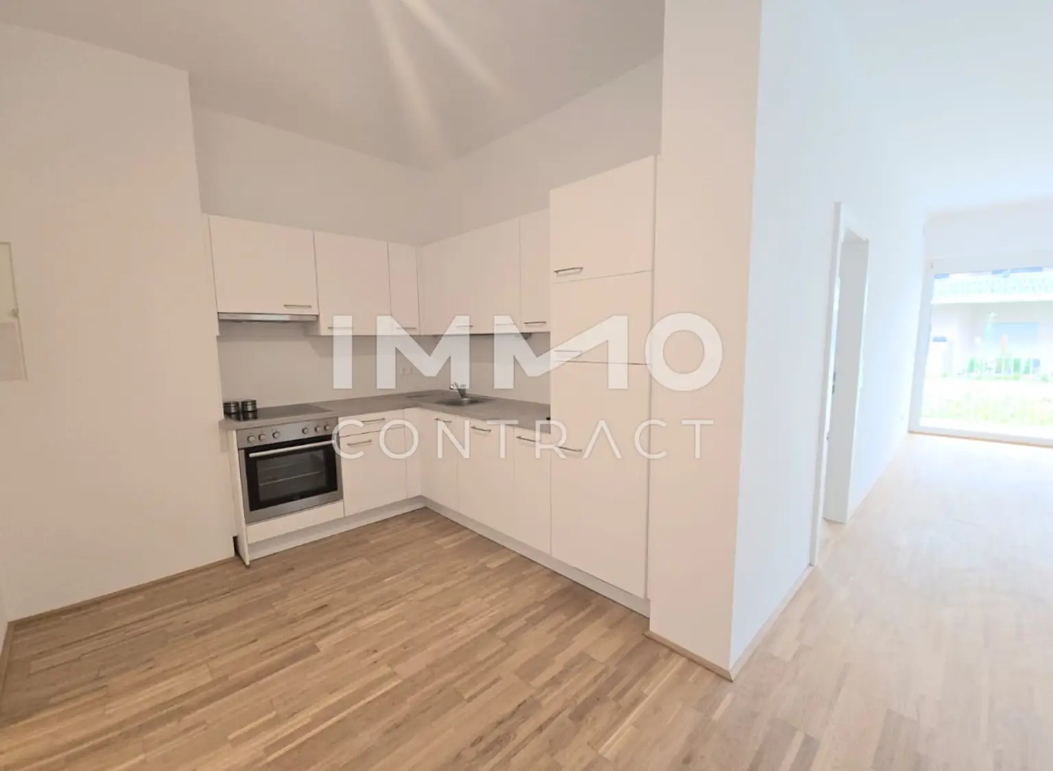 STRASSGANGER Straße 380c : Neuwertige 2 Zimmer- Wohnung mit großem Balkon - Straßganger Straße 380 c - Top 01c