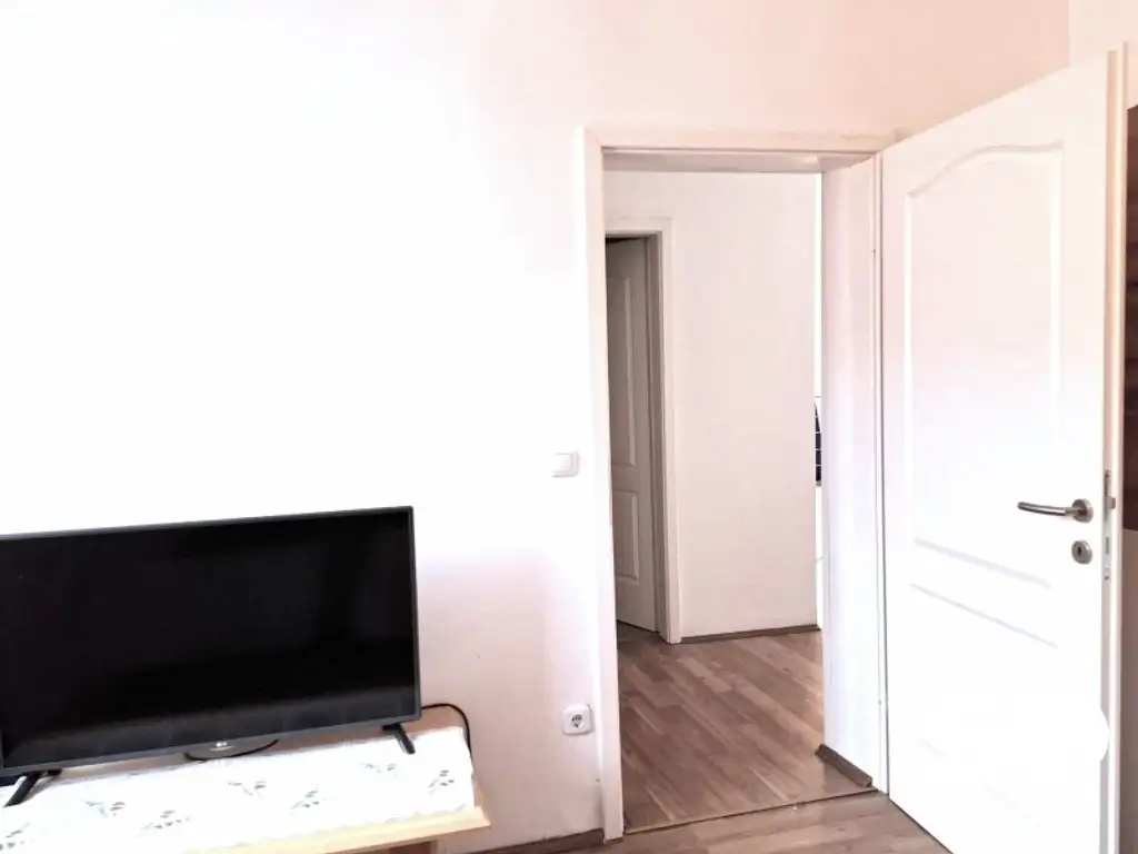 #SQ - UNTERFRAUENHAID: NEUWERTIGES EINFAMILIENHAUS IN TOP LAGE MIT GARTEN