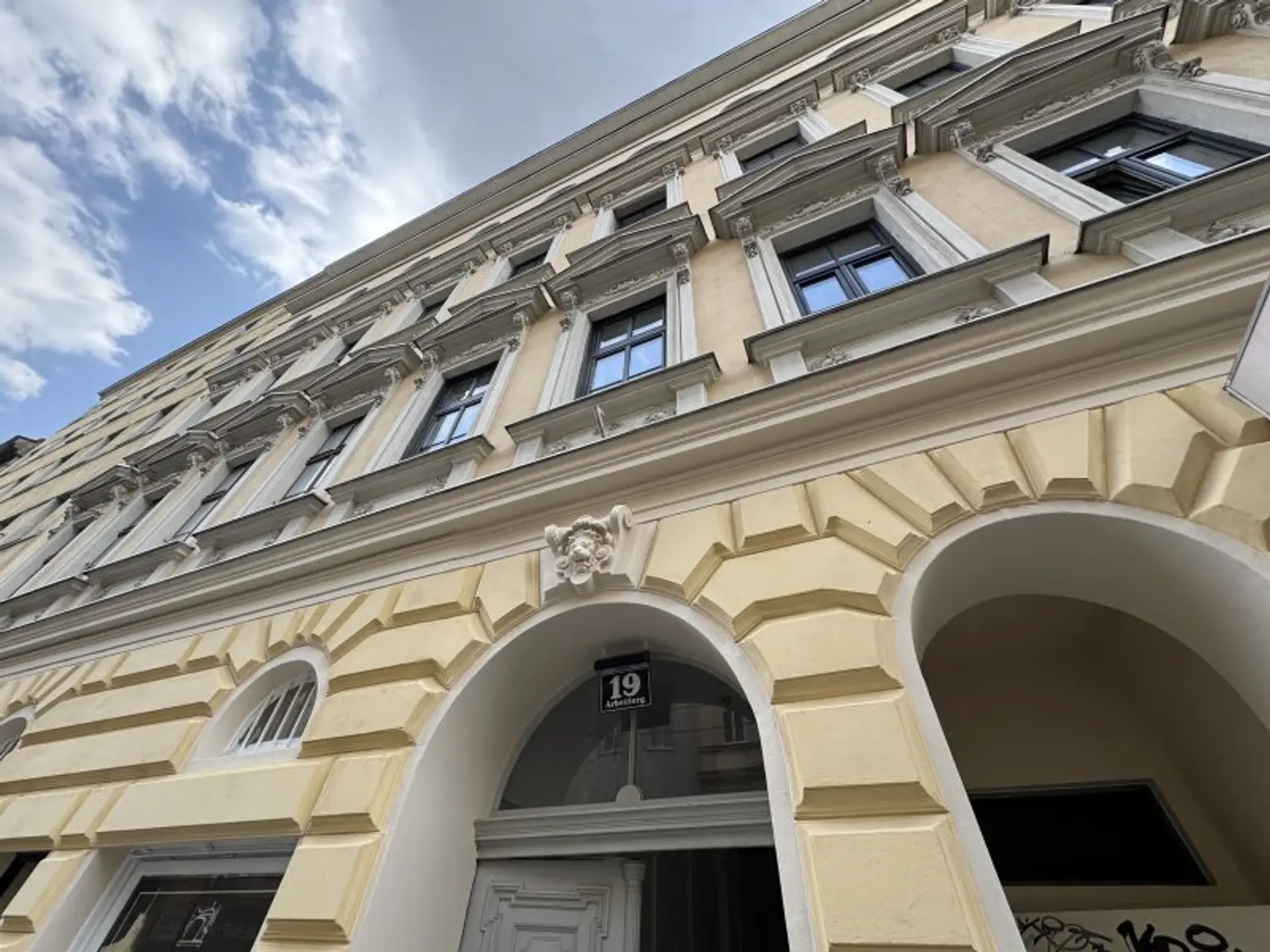 *Zentral gelegene 2-Zimmer-Wohnung in Margareten – Ideal zum Sanieren und Gestalten!*
