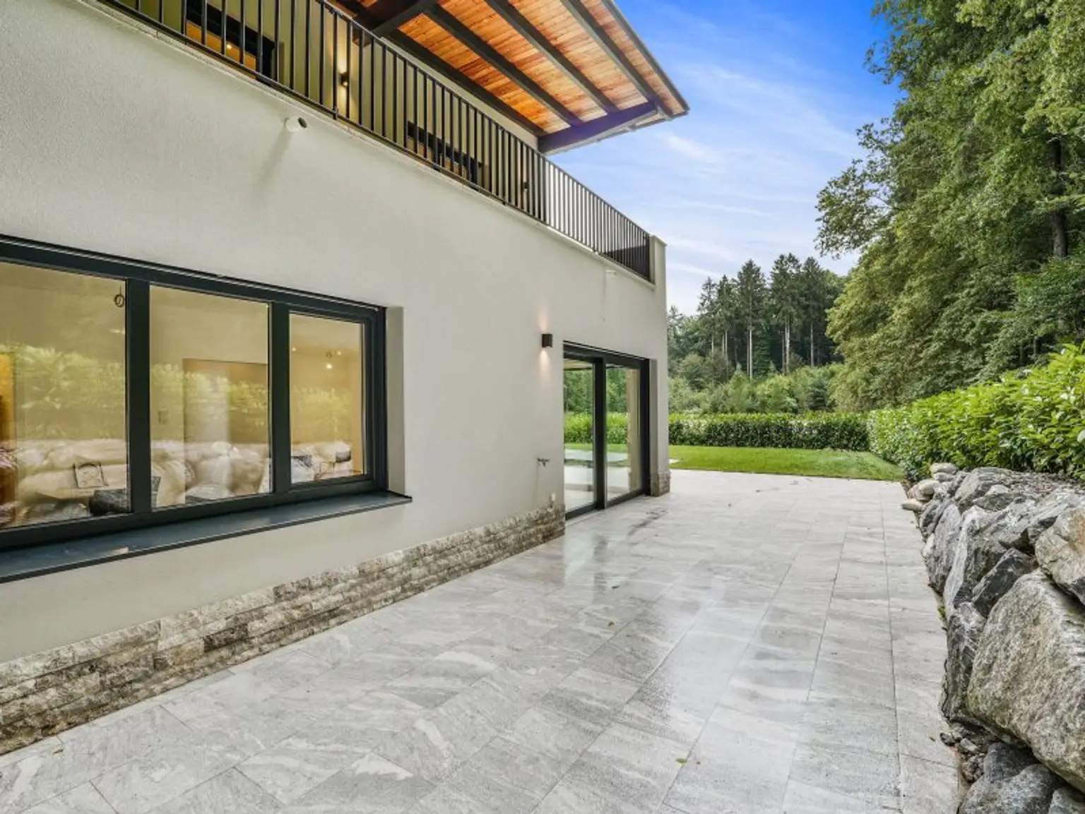 Vulkanland-Idylle trifft Design – Exklusives Architektenhaus in Kirchbach