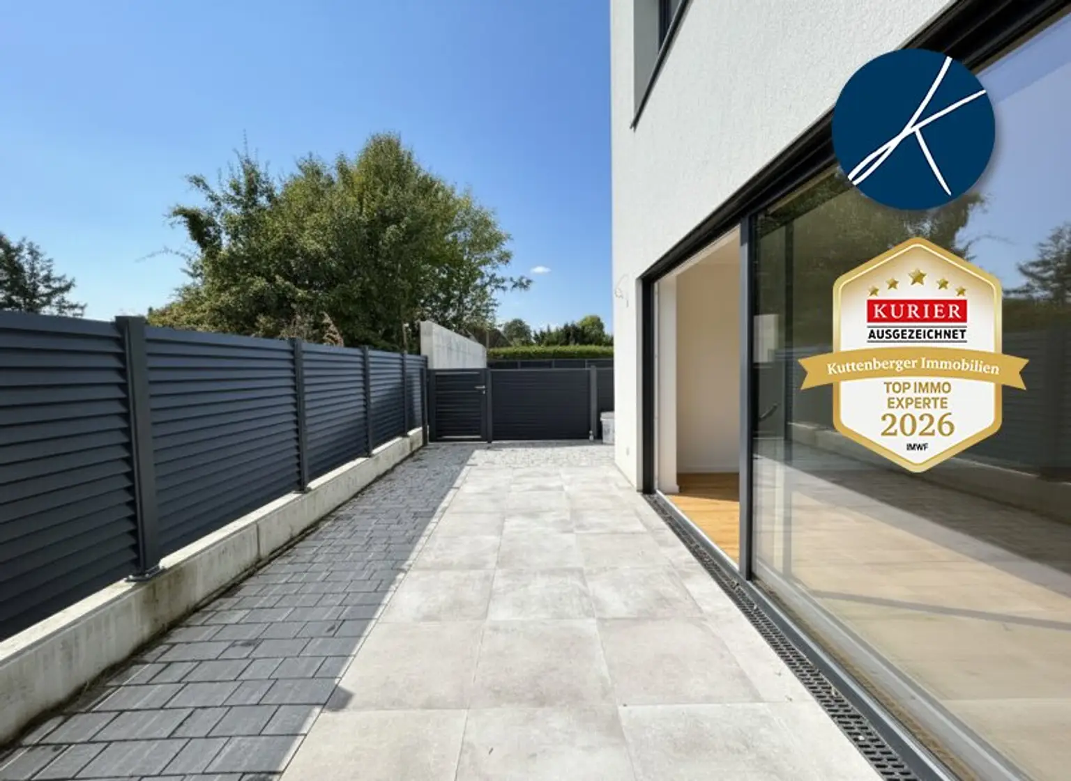 Große südseitige Terrasse