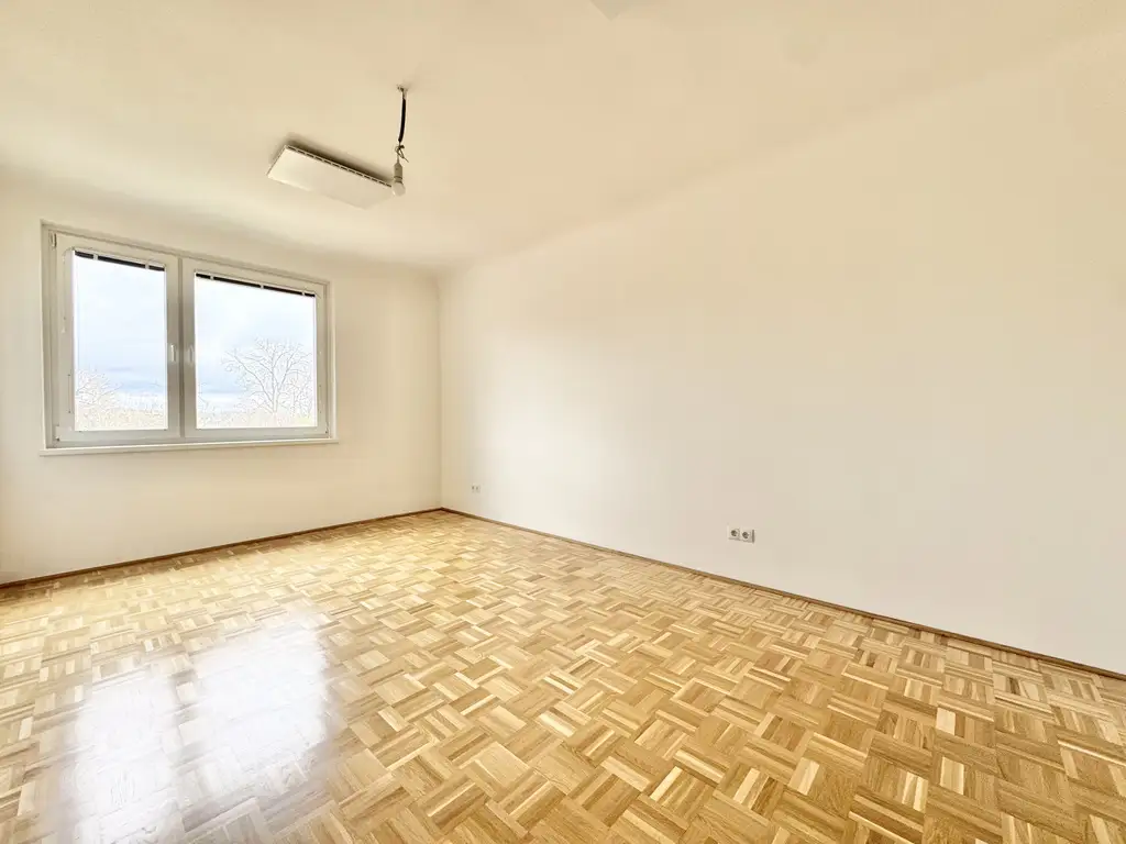 ERSTBEZUG NACH SANIERUNG | HELLE 2 ZIMMER | GRÜN-RUHELAGE