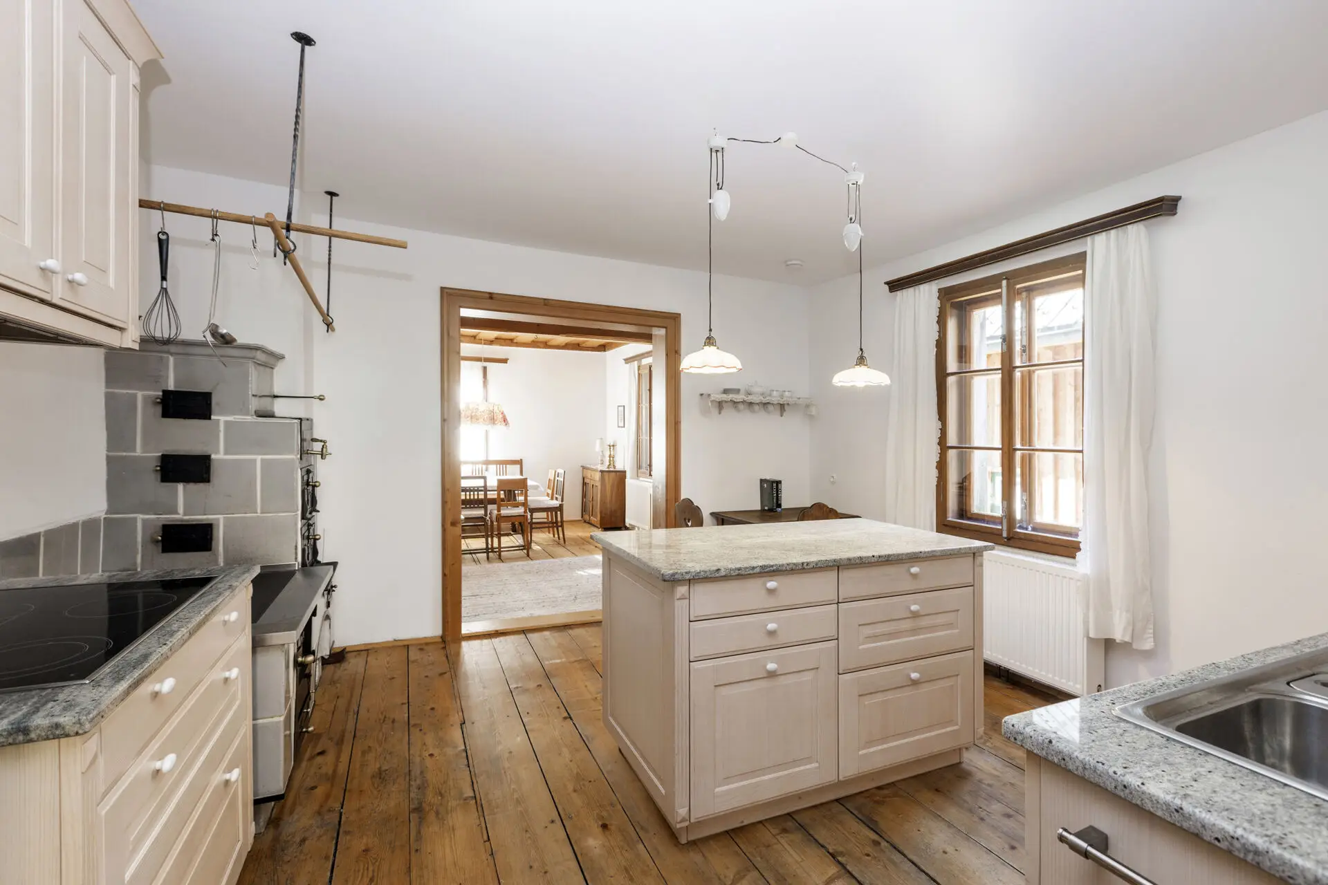 8993 Grundlsee, Bräuhof 39 Küche OG