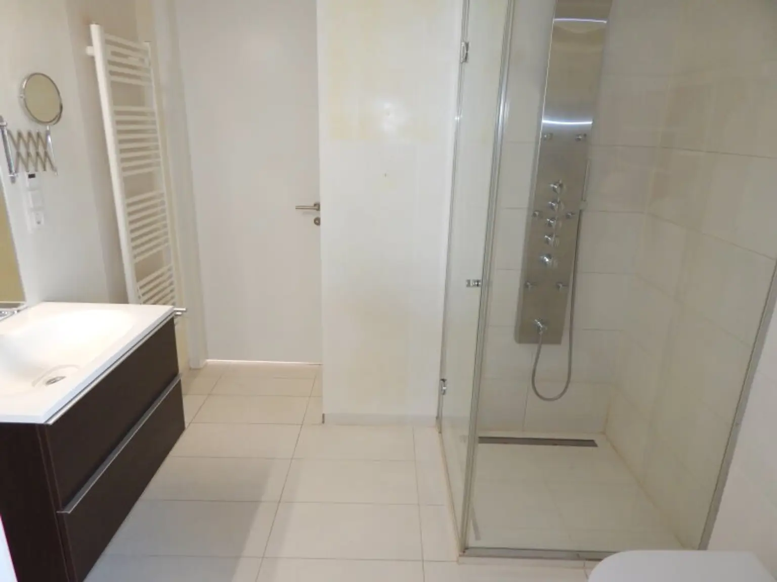 Wohntraum helle und ruhige Dachterrassenwohnung mit Fernsicht