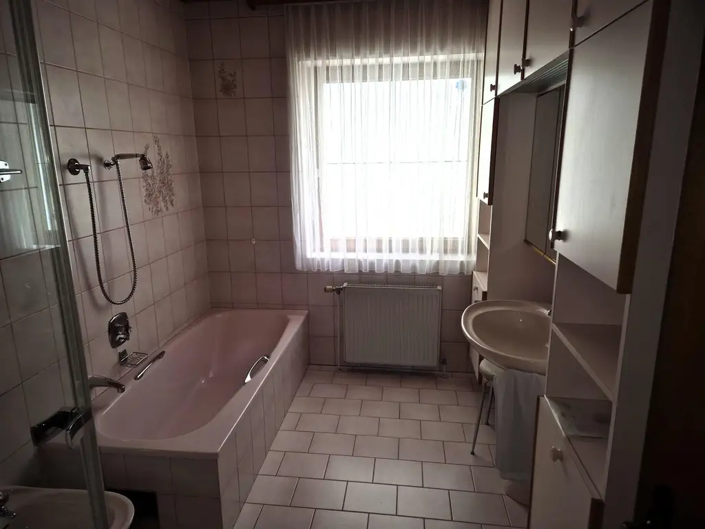 Ein- oder Zweifamilienhaus in Lunz am See