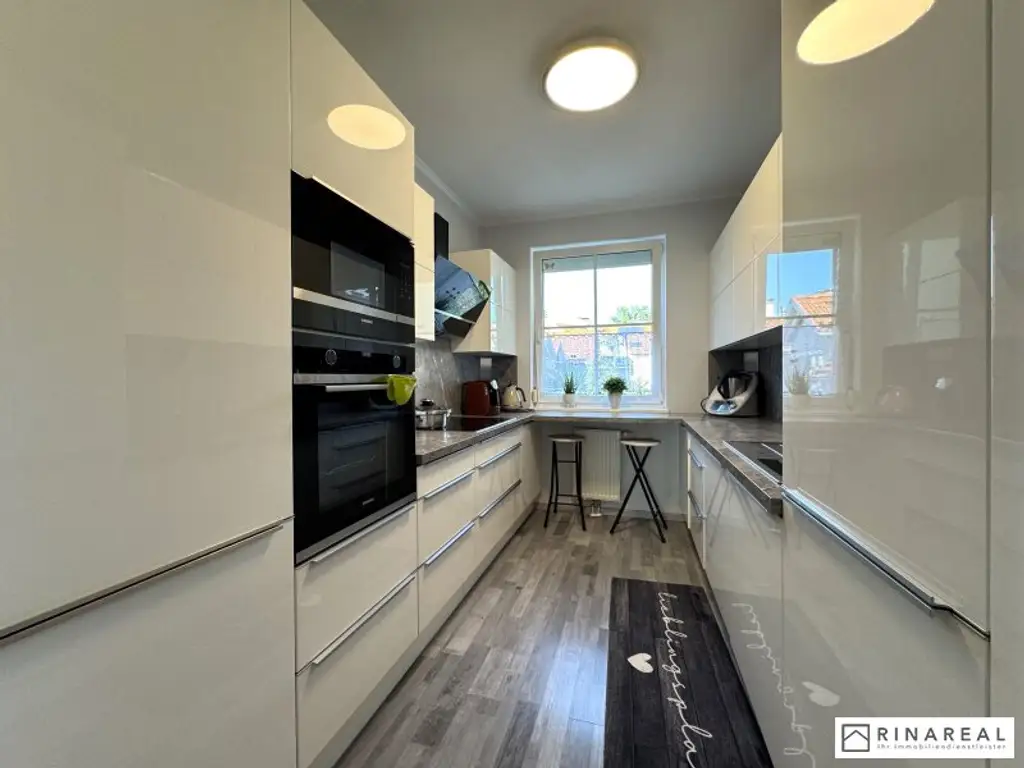 VOLKSBADGASSE | 3 Zimmer Wohnung mit Loggia | renoviert 2020 | zzgl. PKW-Stellplatz