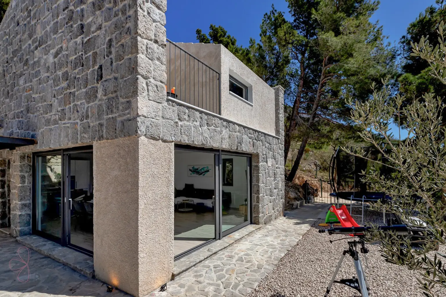 Stone Mansion Makarska – Mediterrane Eleganz mit Investitionspotenzial