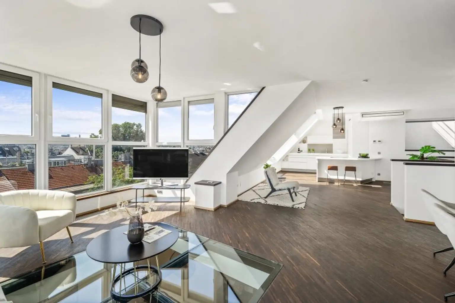 Licht Luft Luxus - Exklusive Dachgeschoss-Maisonette mit Terrassen & 360° Panoramablick
