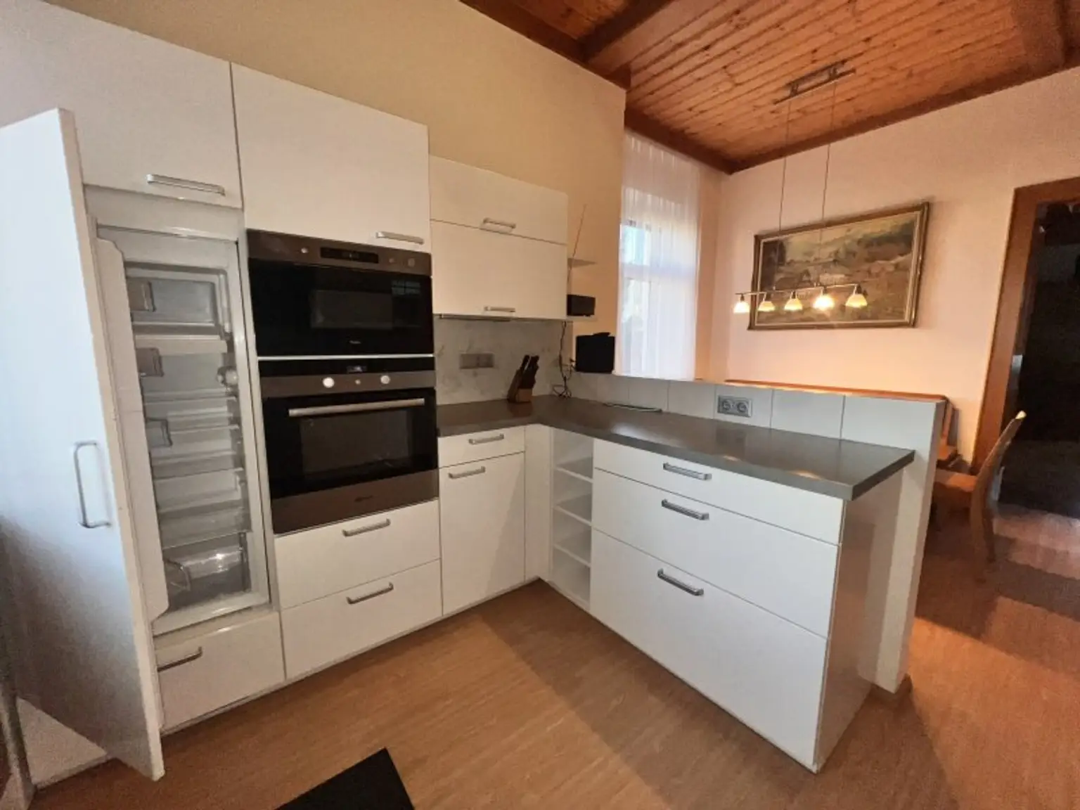 Ihr Zuhause mit Seele: Klassischer Altbau trifft modernes Wohlfühlambiente