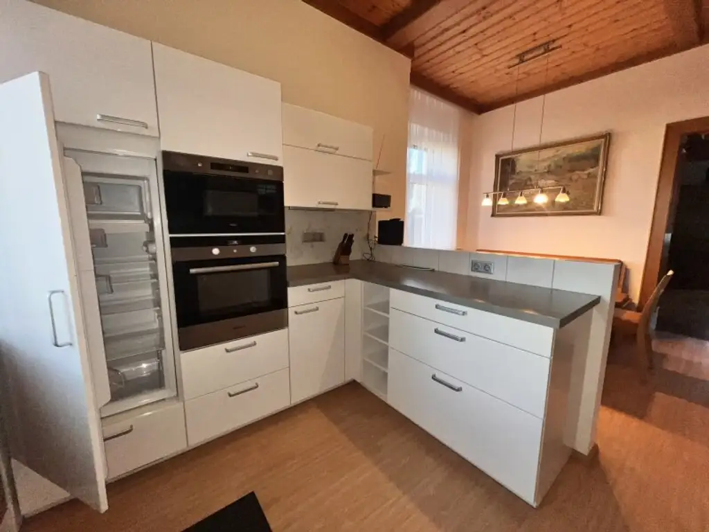 Ihr Zuhause mit Seele: Klassischer Altbau trifft modernes Wohlfühlambiente