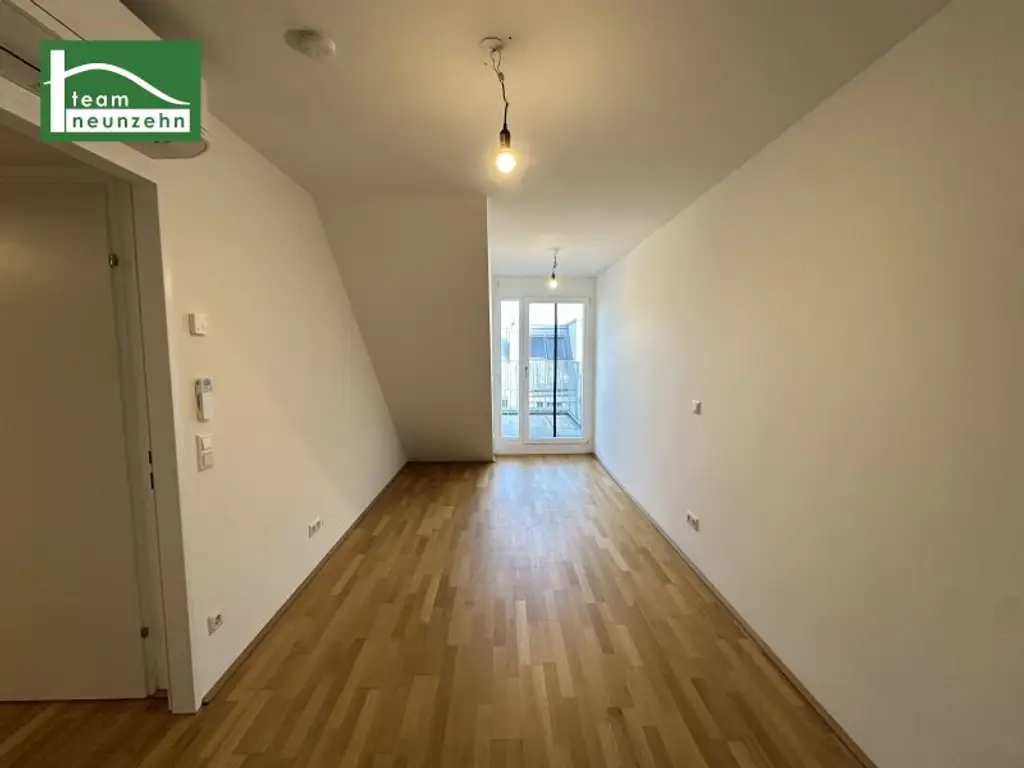 Kolo 35 - Klimatisierte Dachgeschoss-Wohnung mit 2 Terrassen nahe SCN, Denglerpark und Prager Straße! - Ab sofort!