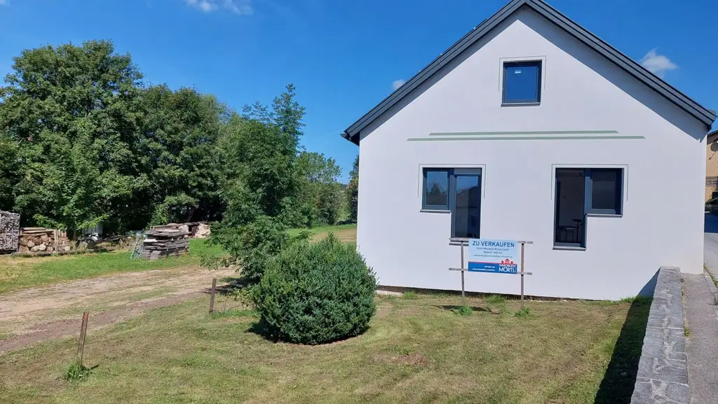 Kernsaniert & Energieeffizient: Landhaus in Martinsberg!