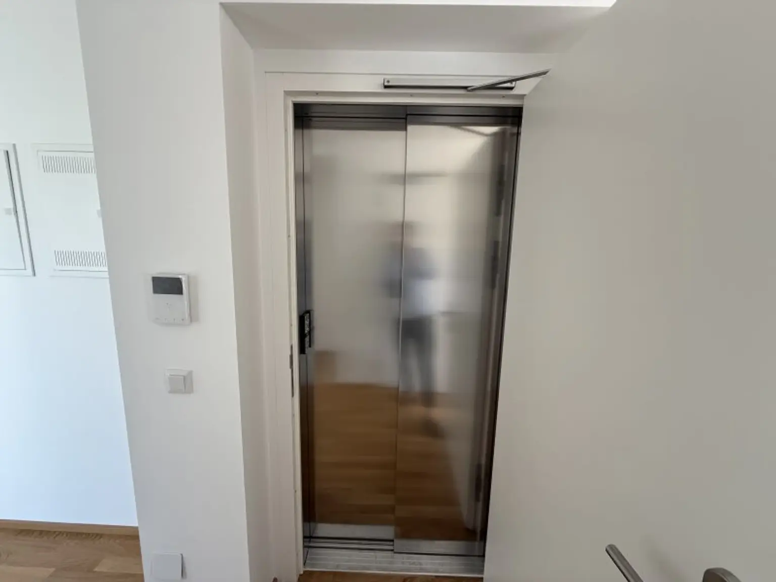 BELGHOFERHAUS 42 - Exklusive 3-Zimmer Penthousewohnung mit direktem Liftzugang und Klimageräten sowie eigener Dachterrasse