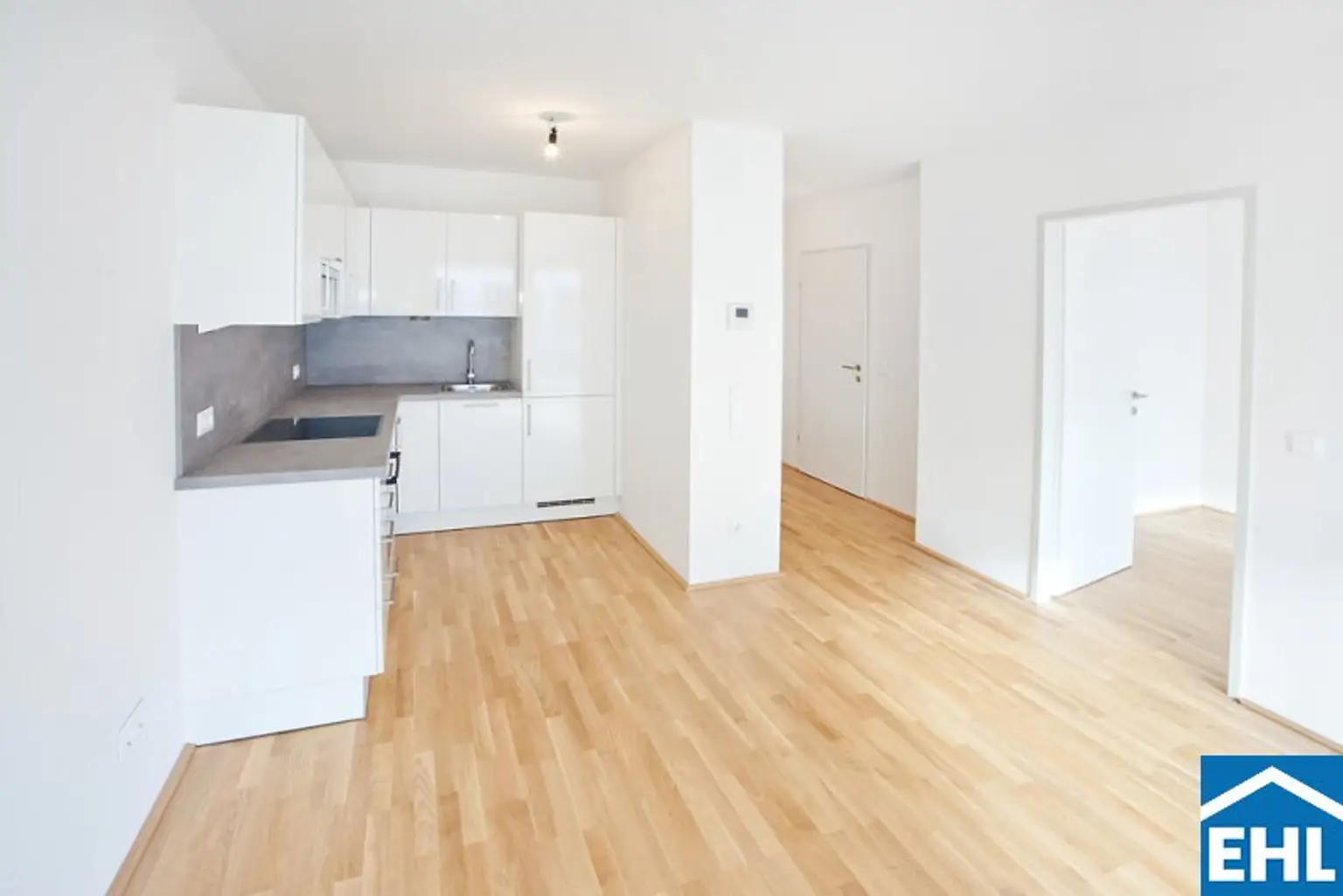 Wunderbare 2 Zimmerwohnung mit Loggia