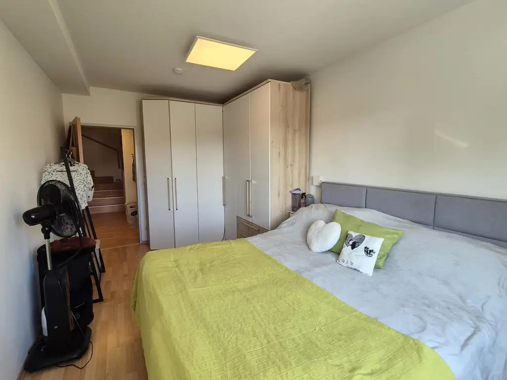 SCHÖNE MAISONETTEWOHNUNG IM ZENTRUM VON NEULENGBACH