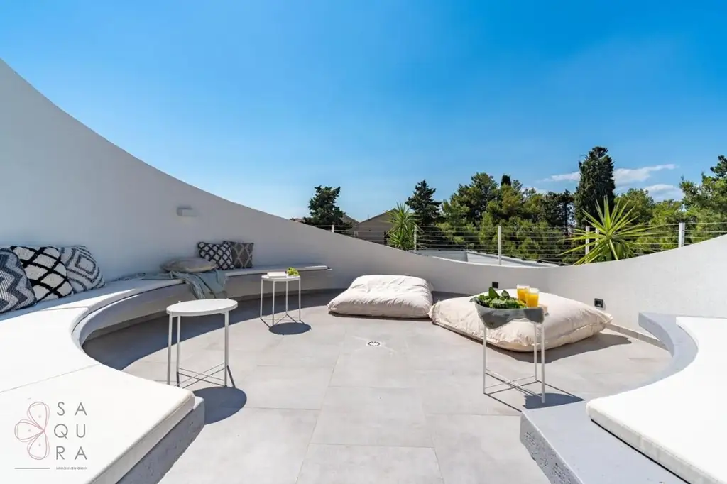 Amazing New Villa auf der Insel Brač – Mediterraner Luxus direkt am Meer