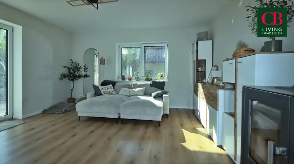 Umfassend saniertes Einfamilienhaus in herrlicher Waldrandlage! Superädifikat!