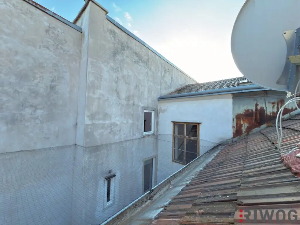 Baubewilligter Rohdachboden nahe U3