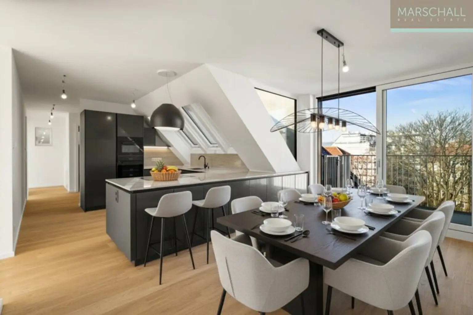 Exklusive 5-Zimmer-Dachgeschoßwohnung mit Liftzugang und Dachterrasse