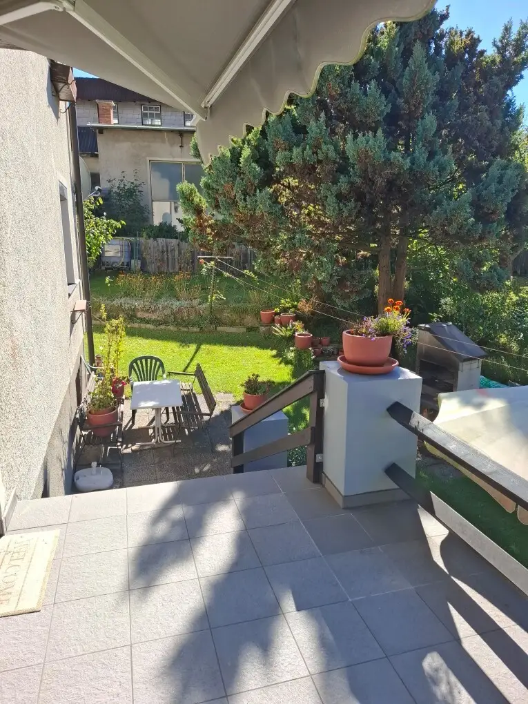 Renoviertes Zweifamilienhaus mit viel Grund in ruhiger Lage in Langenwang im Mürztal zu kaufen !