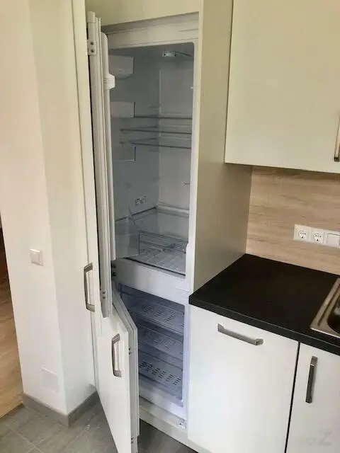 große Kühl-Gefrierkombi