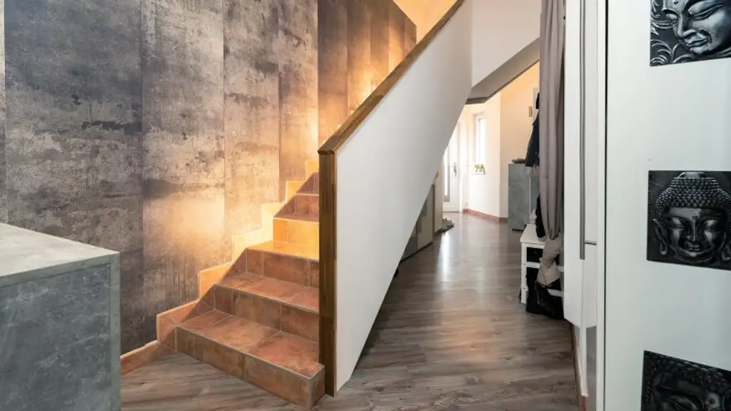 Paradies-Liebhaber aufgepasst! Detailreiches Ein oder Mehrfamilienhaus!