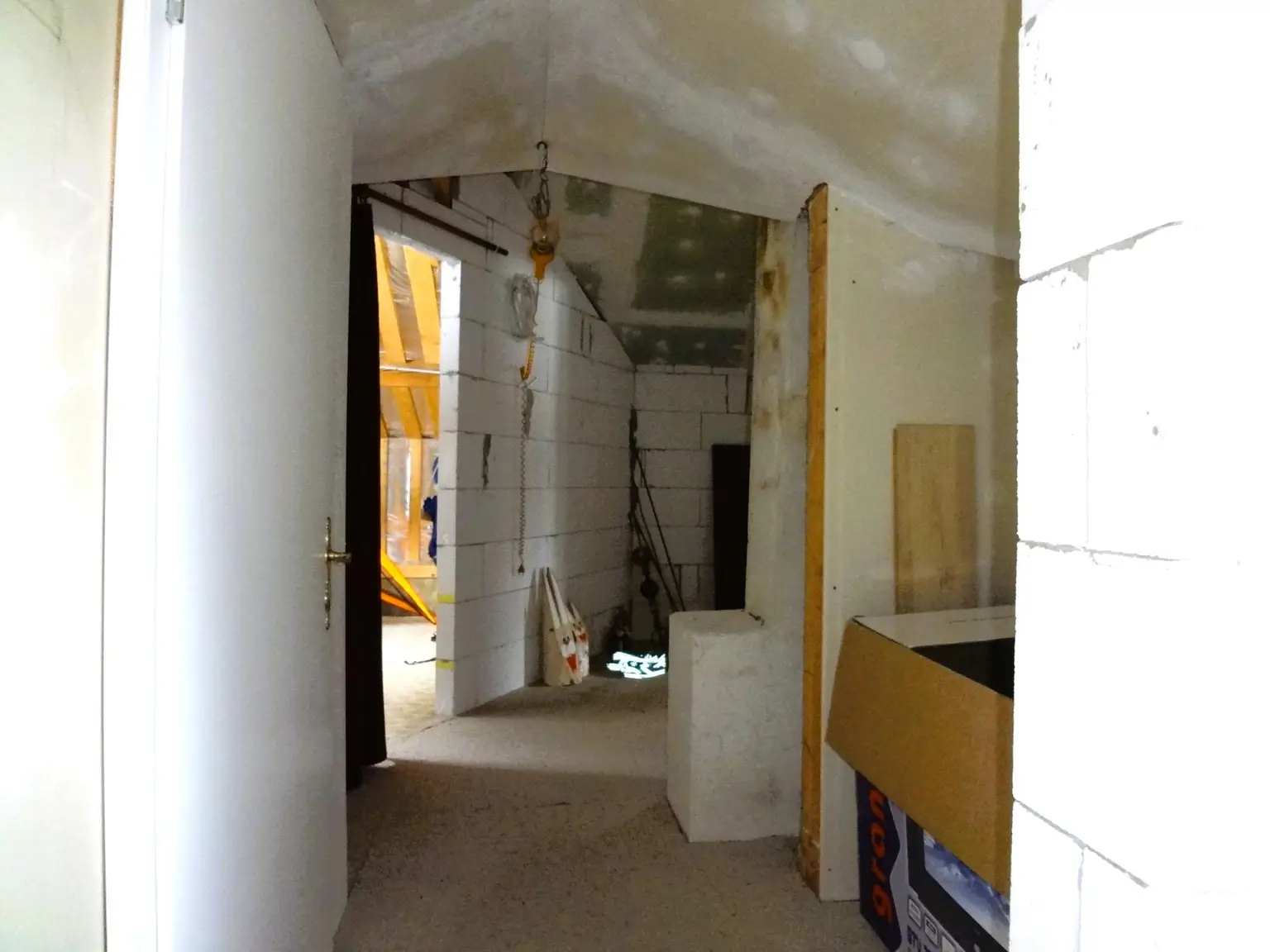 Zwischenmauern bereits vorhanden