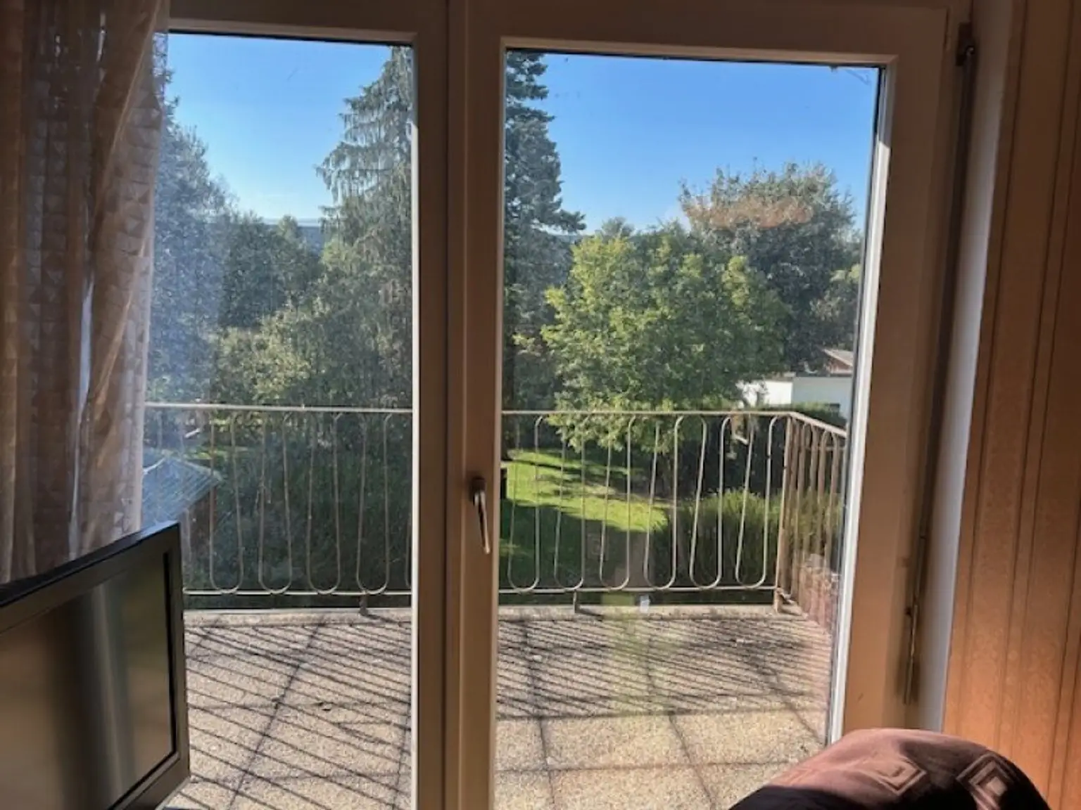 +++ TOP PREIS P.B. - KORNEUBURG, GROSSES 7 ZIMMER EIN -ZWEIFAMILIENHAUS, BENÖTIGT LIEBEVOLLE MODERNISIERUNG, toller Wintergarten und Terrasse Altbaumbestand GARTEN +++