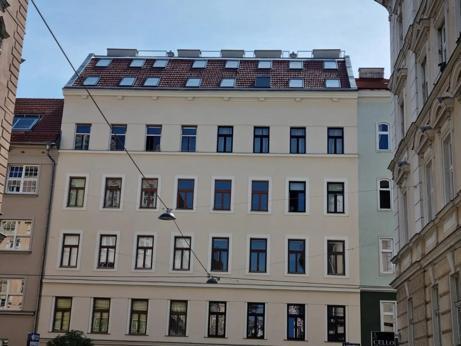 EXKLUSIVER MAISONETTE DG-TRAUM MIT 4 ZIMMERN UND GROSSER DACHTERRASSE IN DER LUSTKANDLGASSE/UNVERBAUBARER FERNBLICK