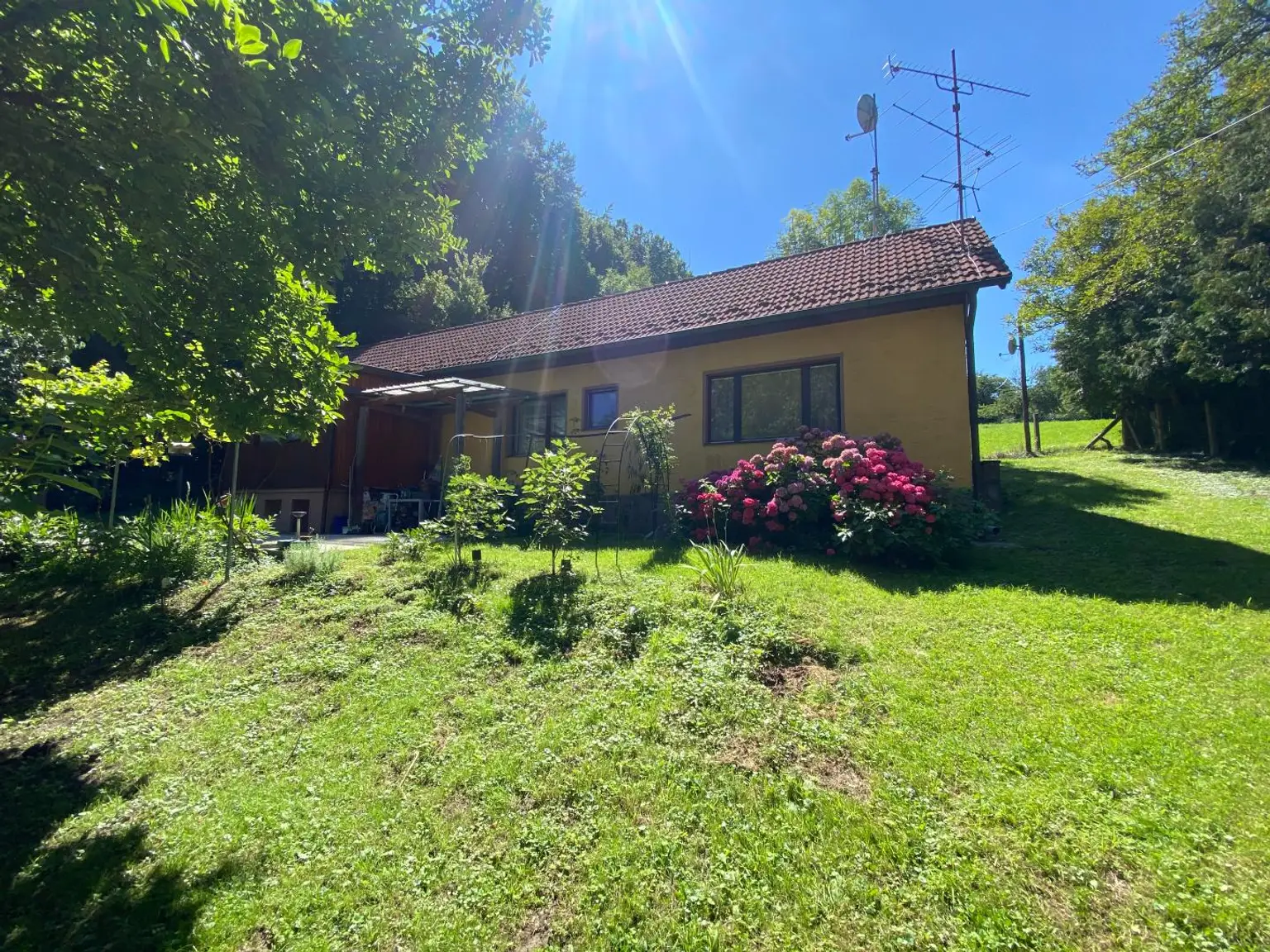 **OPEN HOUSE 5.9.2025** - Grundstück mit Altbestand & Ausbau-Potenzial