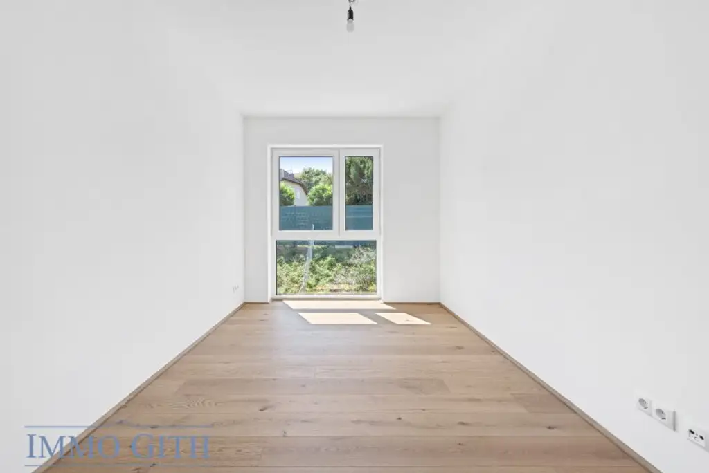 EXKLUSIVES TOWNHOUSE MIT GARTEN, PV-ANLAGE & DESIGNAUSSTATTUNG ZU KAUFEN – WIEN DIREKT VOR DER TÜR