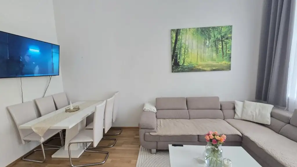 Wundervolle 2.Zimmer- Wohnung, Erdgeschoß, Barrierefrei, NäheU4/U6