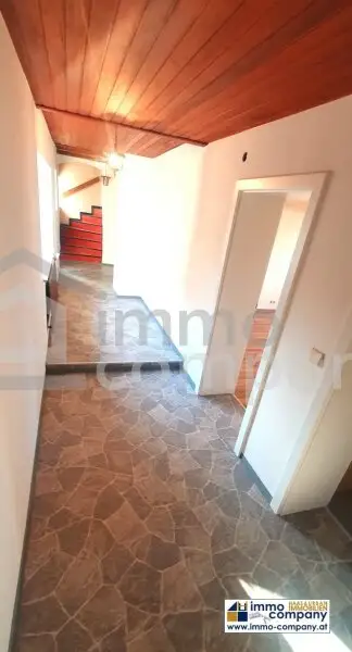 Selbstversorger ..... Haus mit Acker und großen Nebengebäuden in Ortsrandlage