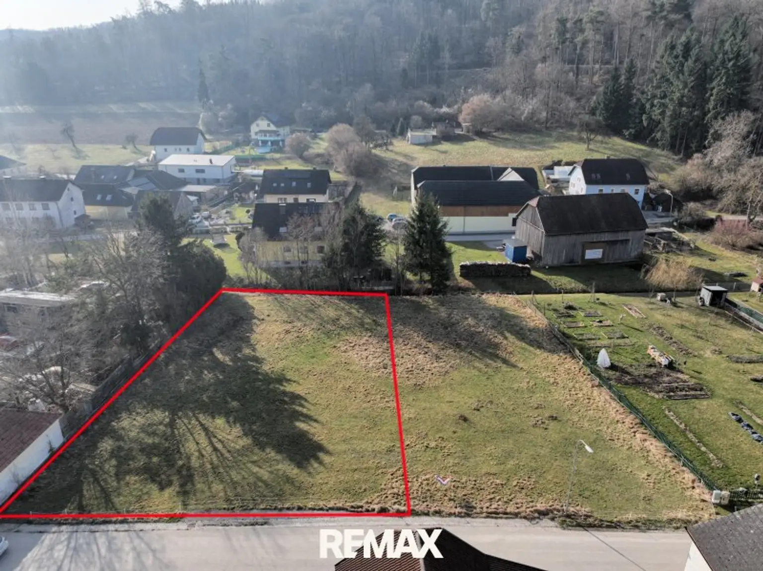 herrliches Grundstück in dörflicher Umgebung