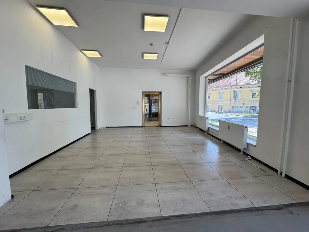 Geschäftslokal mit großzügigem Lager-/Nutzbereich im Zentrum von Klagenfurt