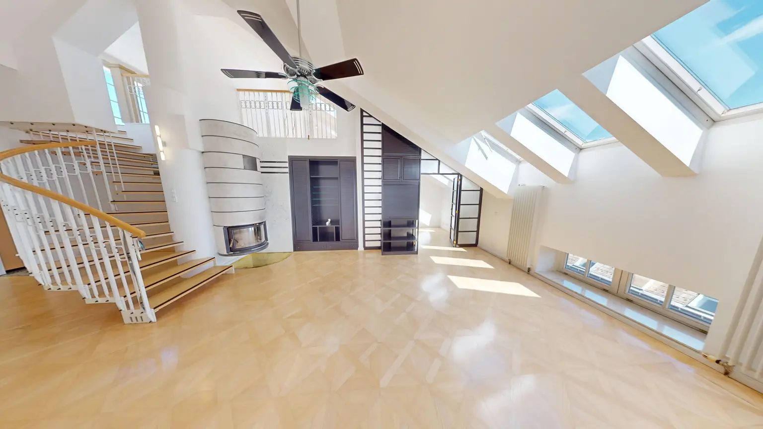 Exklusive DG-Wohnung in 1070 Wien mit 91m² Dachterrasse