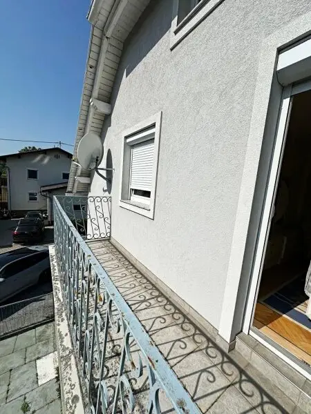 GRÜN. GROSSZÜGIG. VIELSEITIG. Einfamilienhaus mit Potential, 5 Zimmer, Wohnküche, 1139 m2 Grundstück, Wirtschaftsgebäude